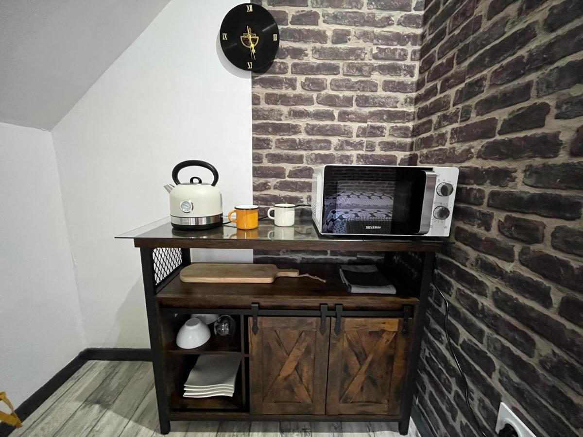 Chambres D'Hotes A La Forge Du Coglais La Selle-en-Cogles Ngoại thất bức ảnh